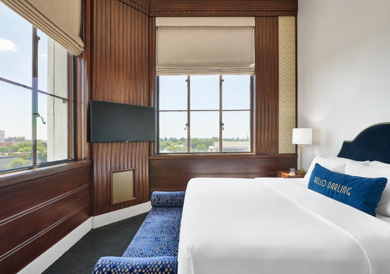 Hotel The Darling Visalia